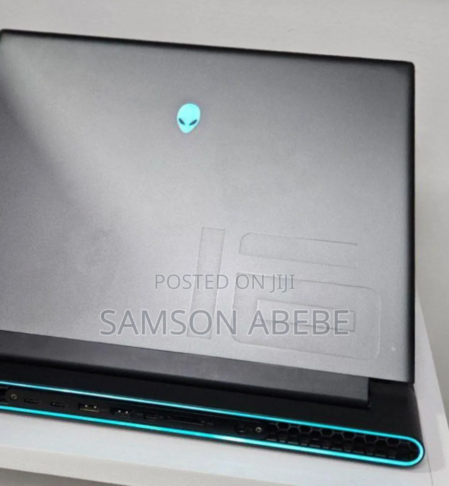 New Laptop Alienware M17x R2 16GB Intel Core I7 SSD 1T