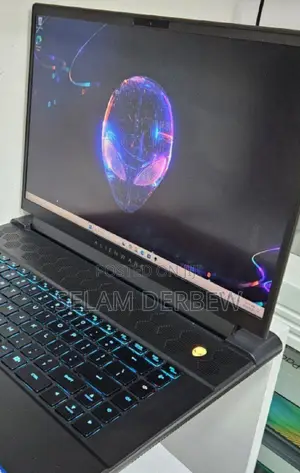 New Laptop Dell Alienware M16 16GB Intel Core I7 SSD 1T