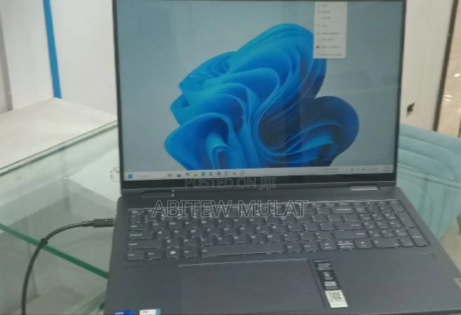 New Laptop Lenovo Yoga 7i 16GB Intel Core I7 SSD 512GB