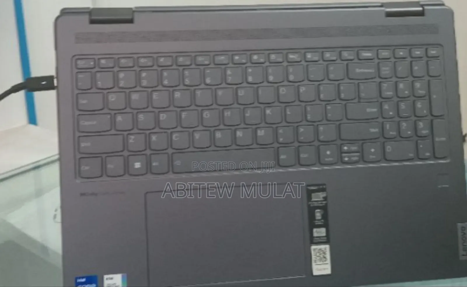 New Laptop Lenovo Yoga 7i 16GB Intel Core I7 SSD 512GB