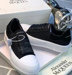 Photo - Alexander McQueen Super Master Quality Shoes