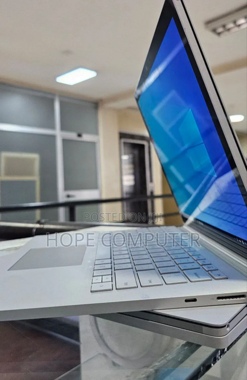 New Laptop Microsoft Surface Book 3 16GB Intel Core I7 SSD 256GB