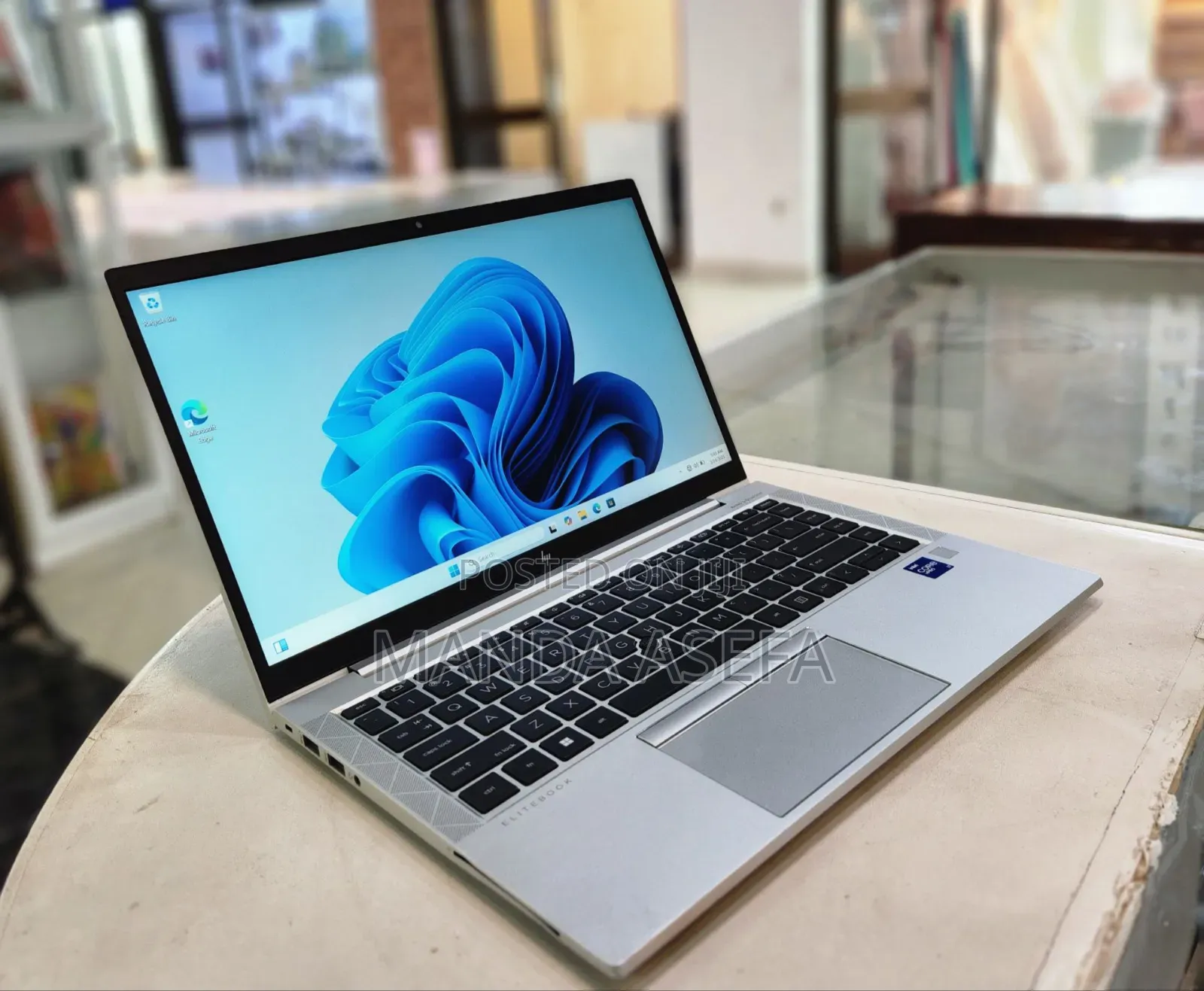 New Laptop HP EliteBook 840 G8 16GB Intel Core I7 SSD 512GB