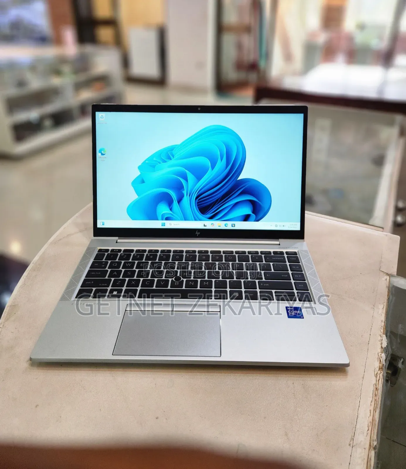 New Laptop HP EliteBook 840 G8 16GB Intel Core I7 SSD 512GB