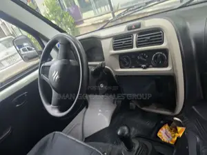 Suzuki Eeco 2023 White