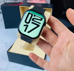 Photo - Latest Edition Smart Watch (German Brand)