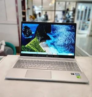 New Laptop HP Pavilion 15 8GB Intel Core I5 SSHD (Hybrid) 1.5T