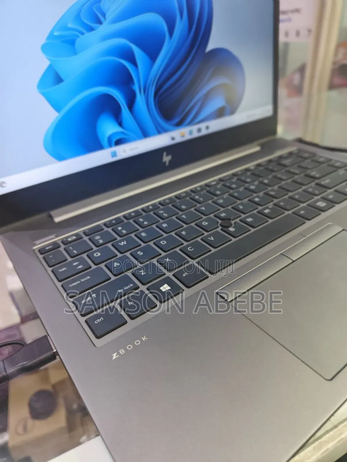 New Laptop HP ZBook Studio G5 16GB Intel Core I5 SSD 512GB