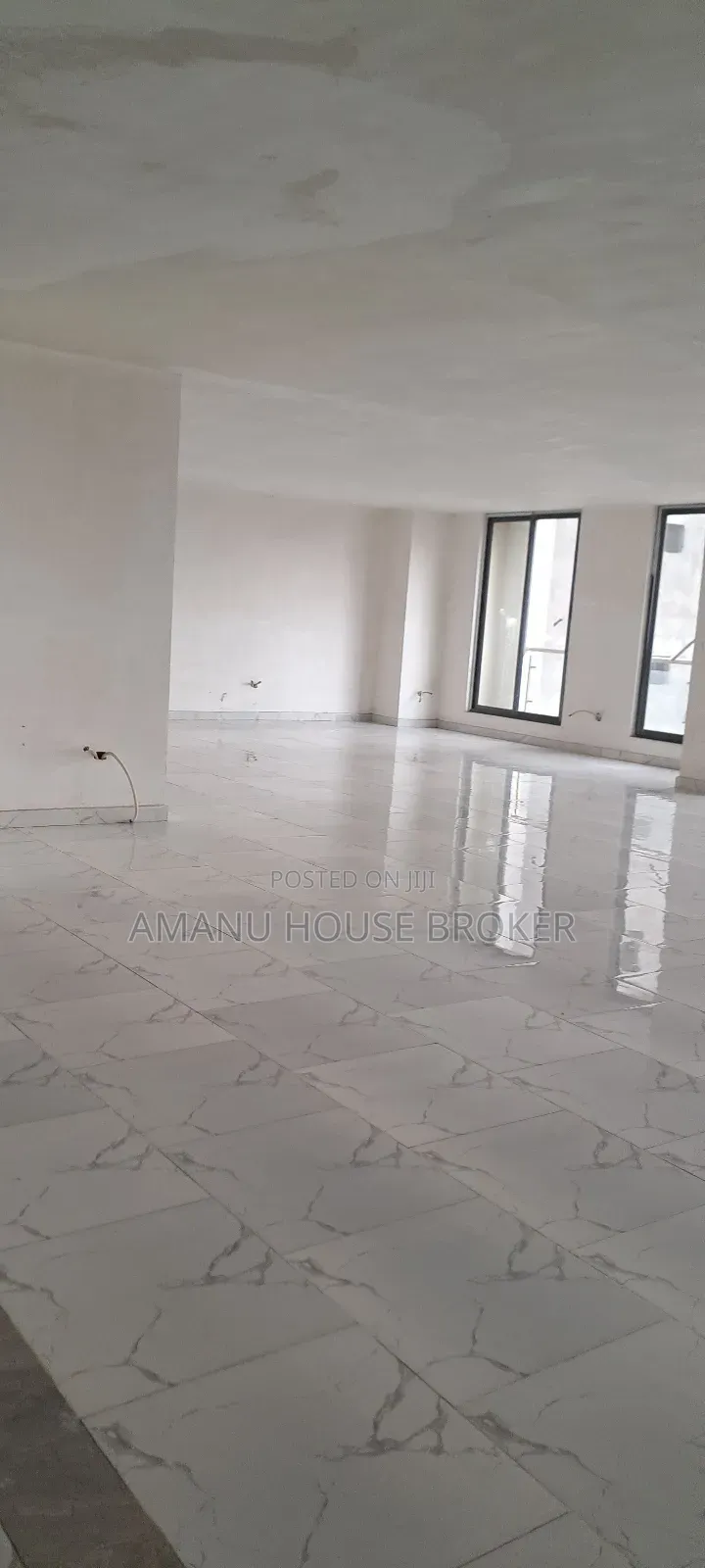 አስቸኳይ የሚከራይ ቢሮ አአ