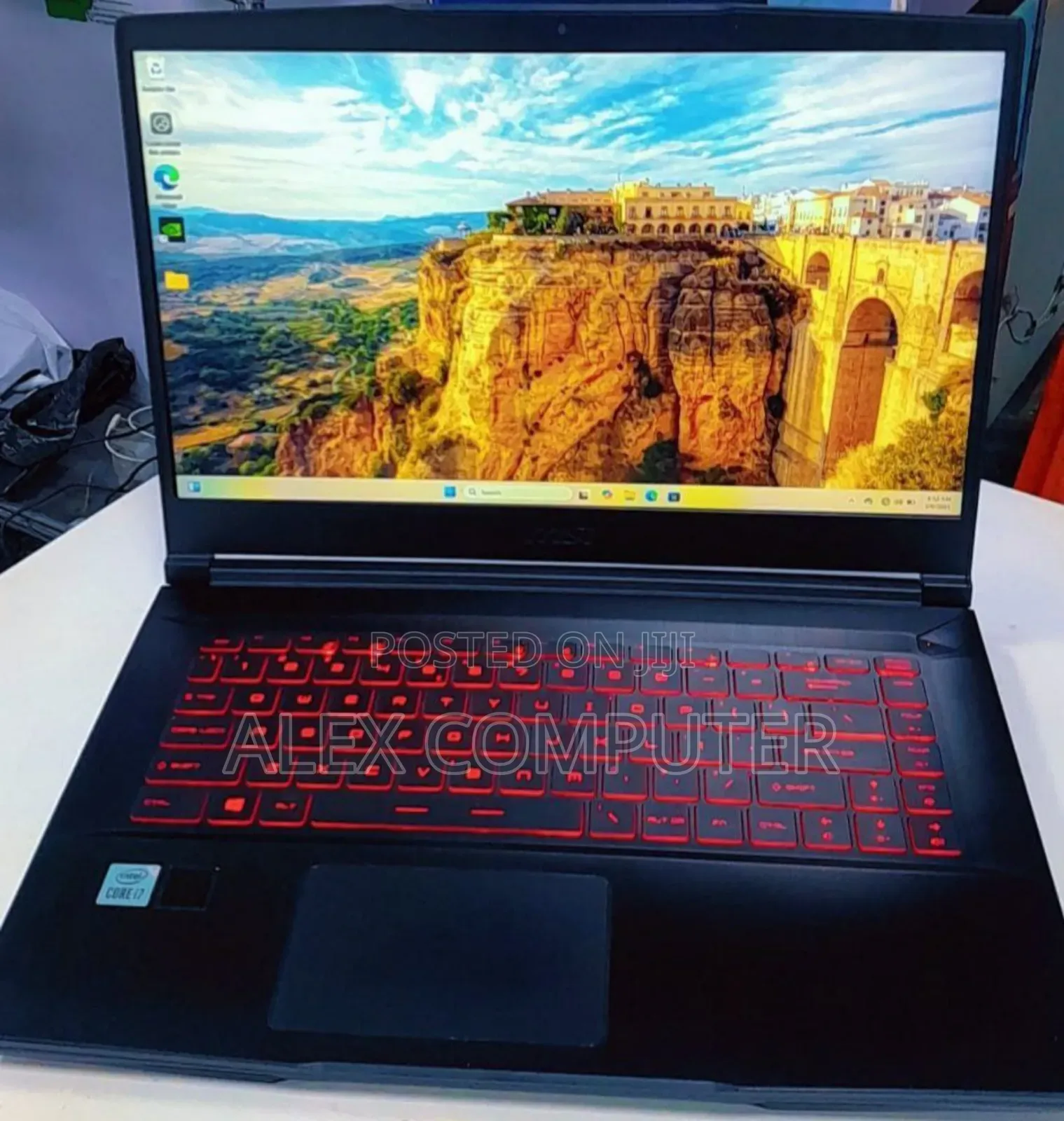 New Laptop MSI GF63 16GB Intel Core I7 SSD 1T