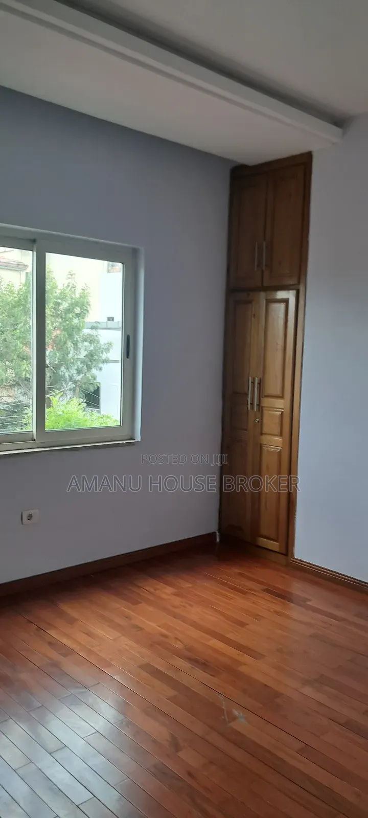 11bdrm House in Addis Abeba, Bole for rent