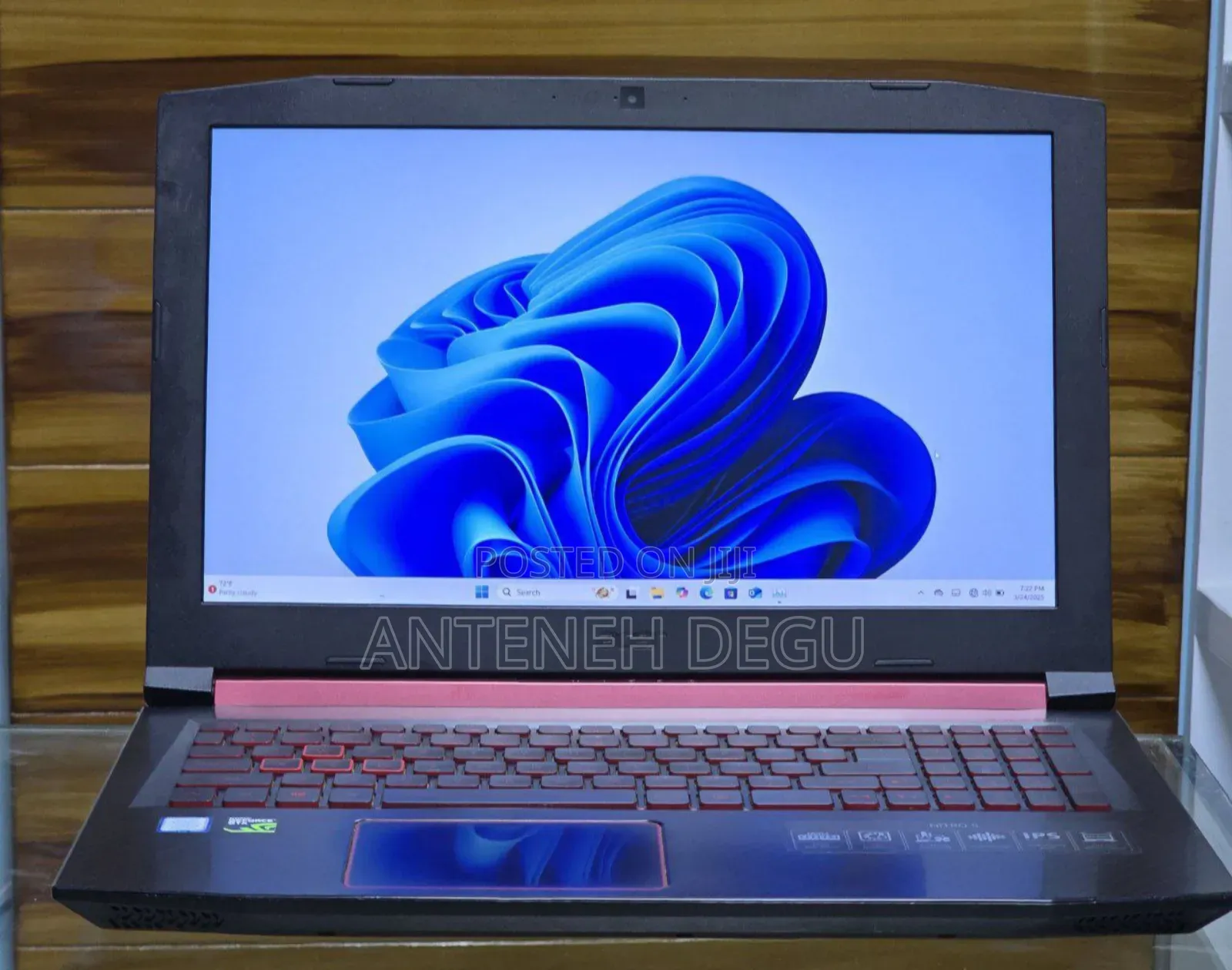 New Laptop Acer Nitro 5 8GB Intel Core I5 SSHD+SSD 256GB