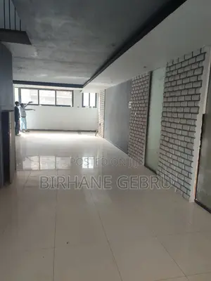 Luxury Apartimen Rent for Cafe or Other Business