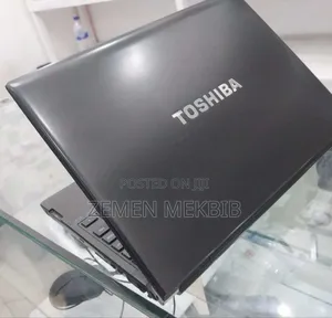 Photo - Laptop Toshiba Satellite C55 6GB Intel Core I5 HDD 700GB