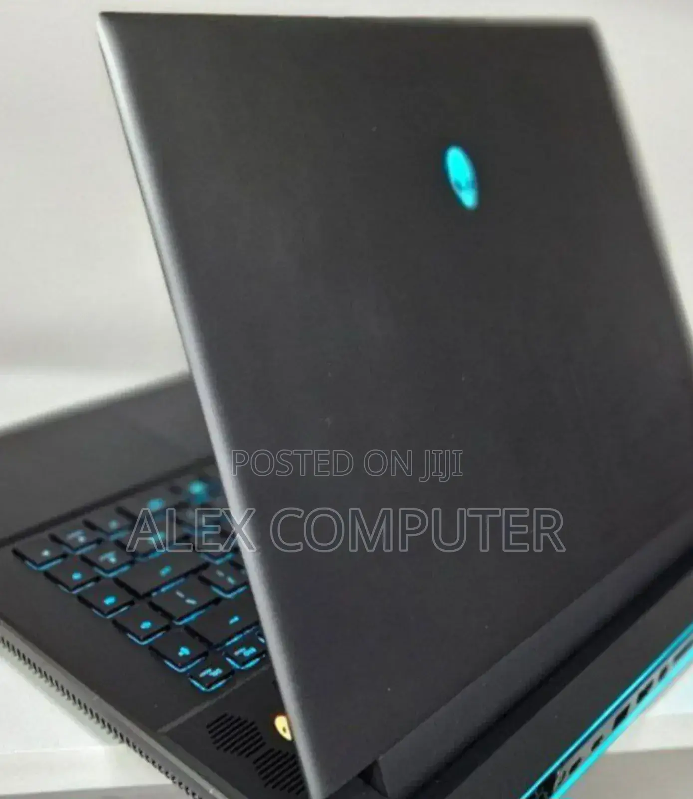 New Laptop Alienware Area-51m 16GB Intel Core I7 SSD 1T