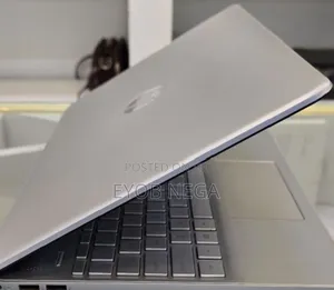 New Laptop HP Stream Notebook 8GB AMD Ryzen 5 SSD 512GB