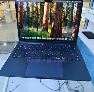 Photo - New Laptop Apple MacBook Air 2024 M3 13-Inch 8GB Apple M3 SSD 256GB