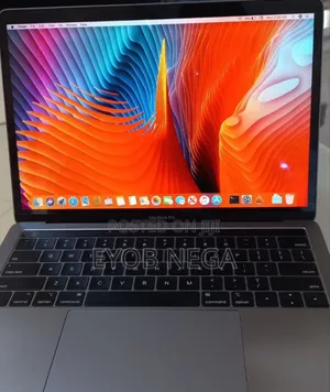 Laptop Apple MacBook Pro 2018 8GB Intel Core I5 SSD 512GB