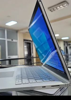 New Laptop Microsoft Surface Book 3 16GB Intel Core I7 SSD 256GB