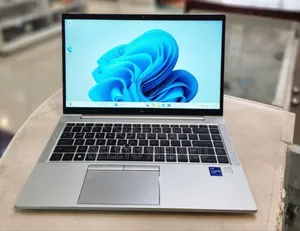 Photo - New Laptop HP EliteBook 840 G8 16GB Intel Core I7 SSD 512GB