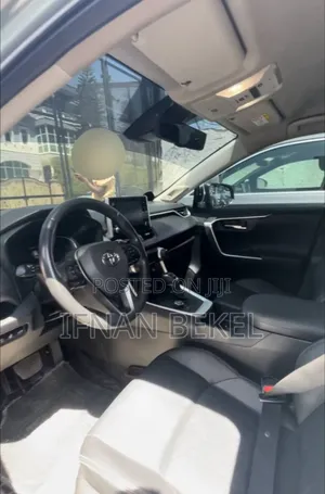 Toyota RAV4 2024 Green