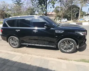 Infiniti QX80 2022 Black