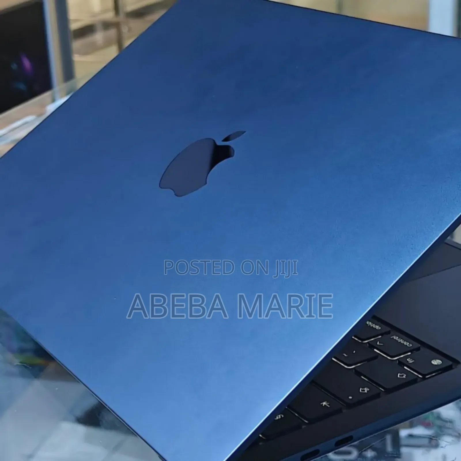 New Laptop Apple MacBook Air 2024 M3 13-Inch 8GB Apple M3 SSD 256GB