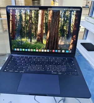 Photo - New Laptop Apple MacBook Air 8GB Apple M3 SSD 256GB