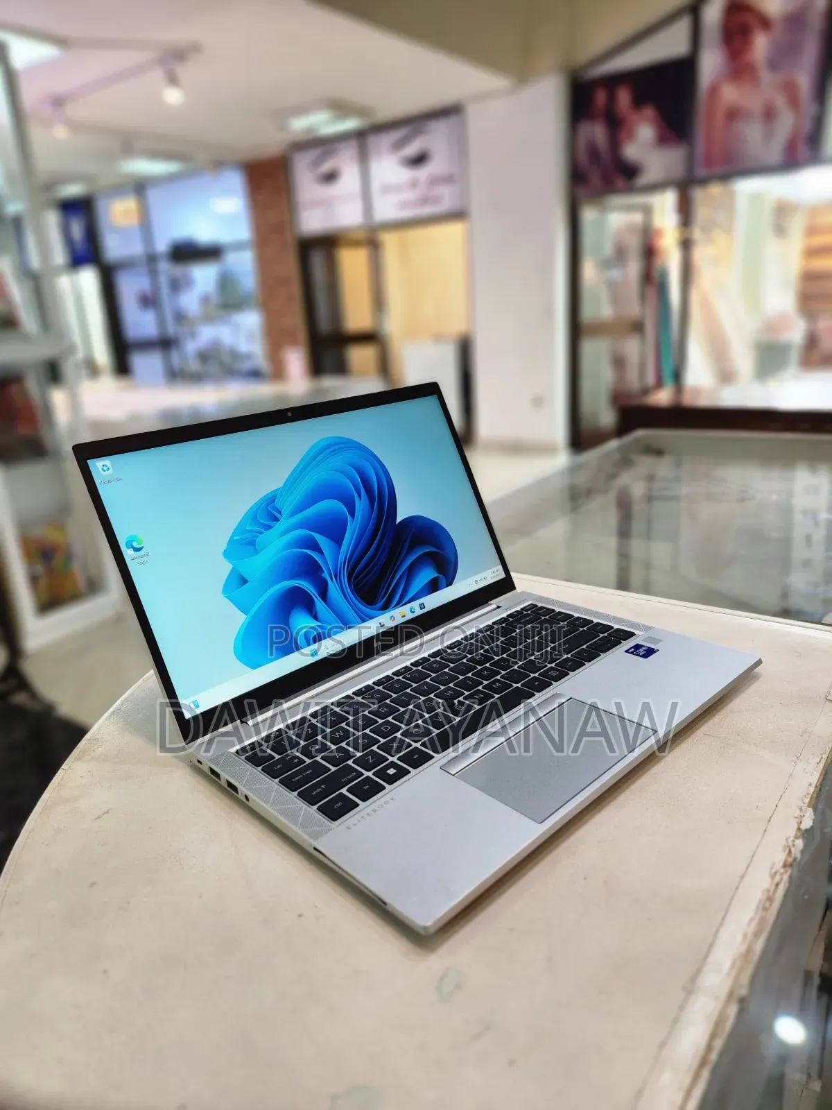 New Laptop HP 16GB Intel Core I7 SSD 512GB