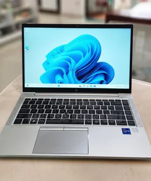 New Laptop HP EliteBook 840 G8 16GB Intel Core I7 SSD 512GB