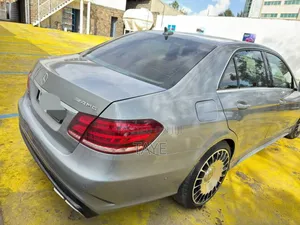 Mercedes-Benz E200 2015 Silver