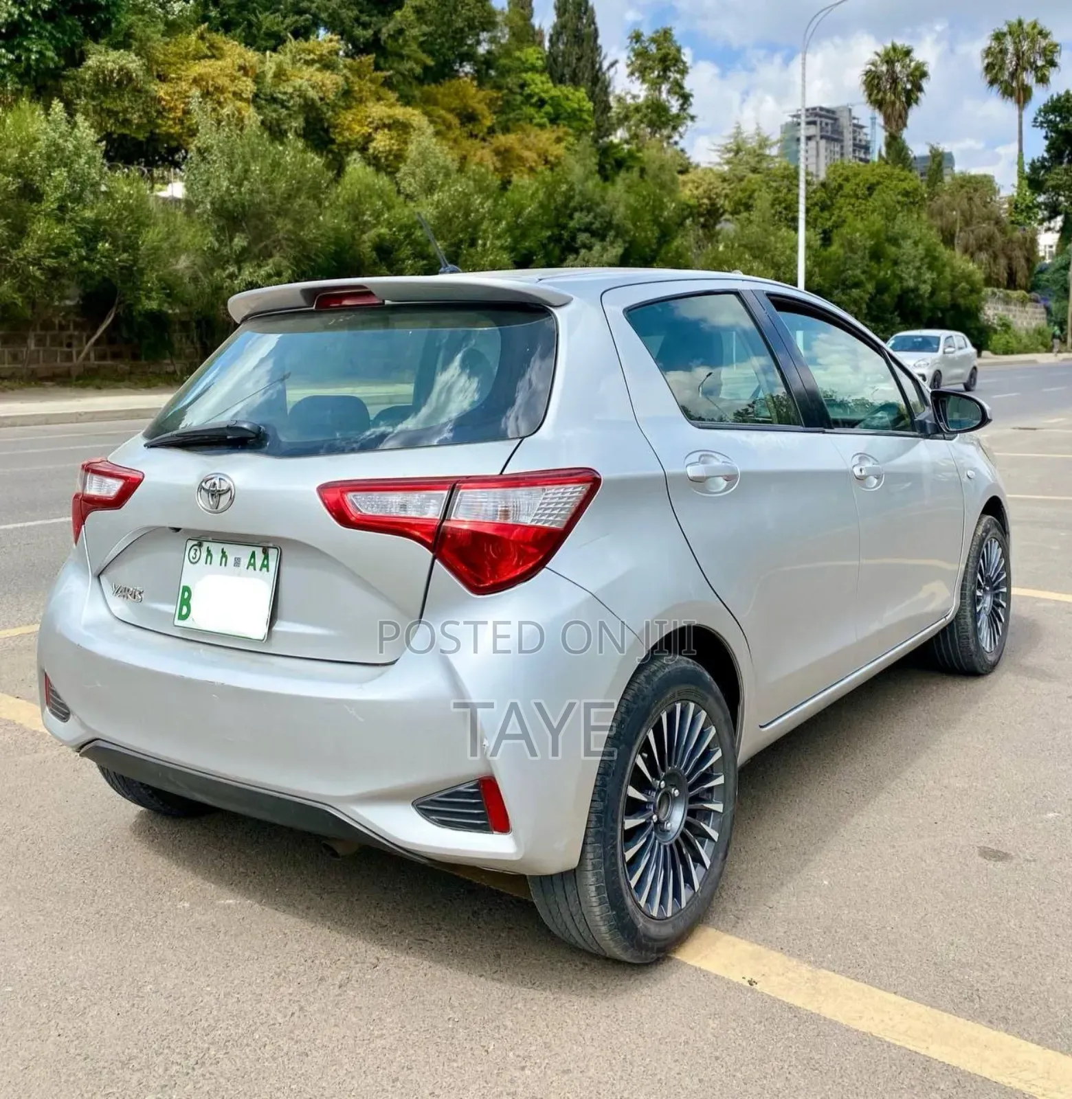 Toyota Yaris 2020 Silver