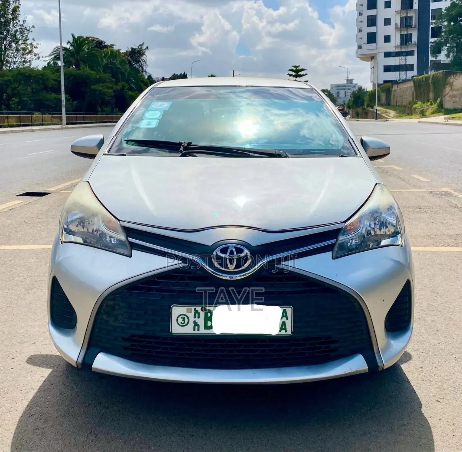 Toyota Yaris 2020 Silver