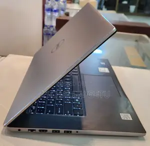 New Laptop Dell Inspiron 15 16GB Intel Core I7 SSD 256GB