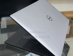 New Laptop Dell Precision 5540 16GB Intel Core I7 SSD 512GB