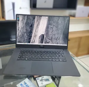 New Laptop Dell Precision 5540 32GB Intel Core I7 SSD 512GB