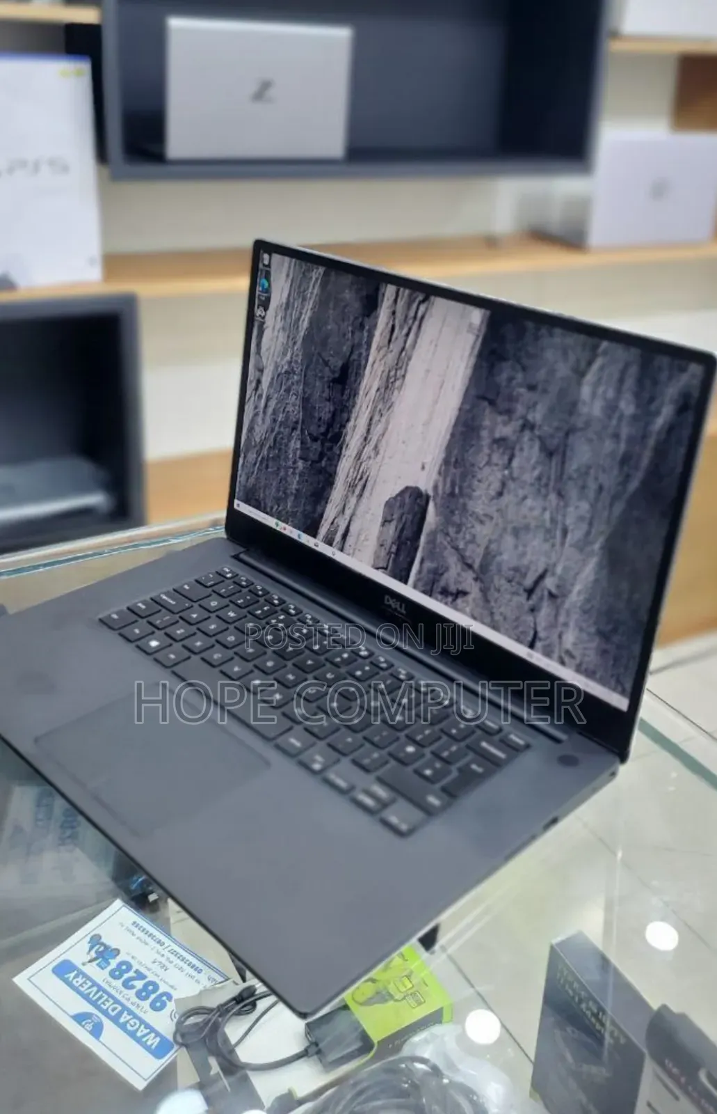 New Laptop Dell Precision 5540 32GB Intel Core I7 SSD 512GB