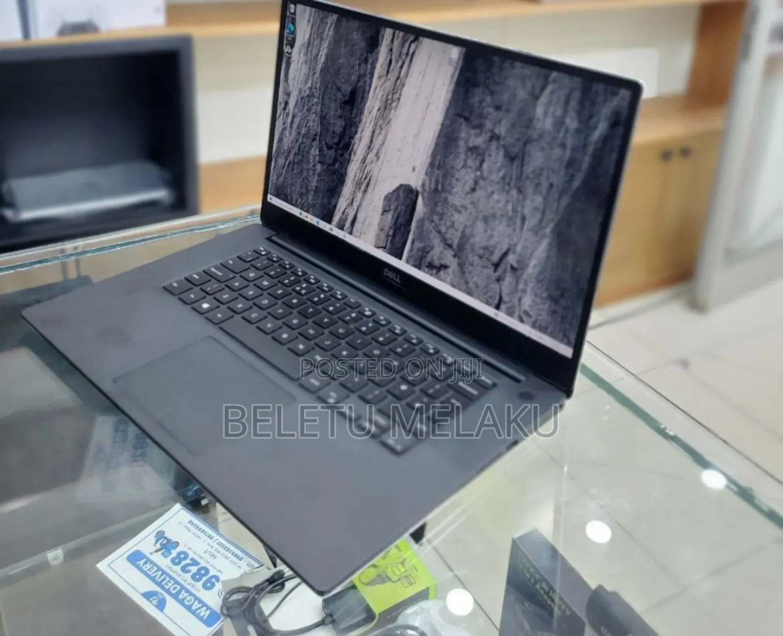 New Laptop Dell Precision 5540 32GB Intel Core I7 SSD 512GB