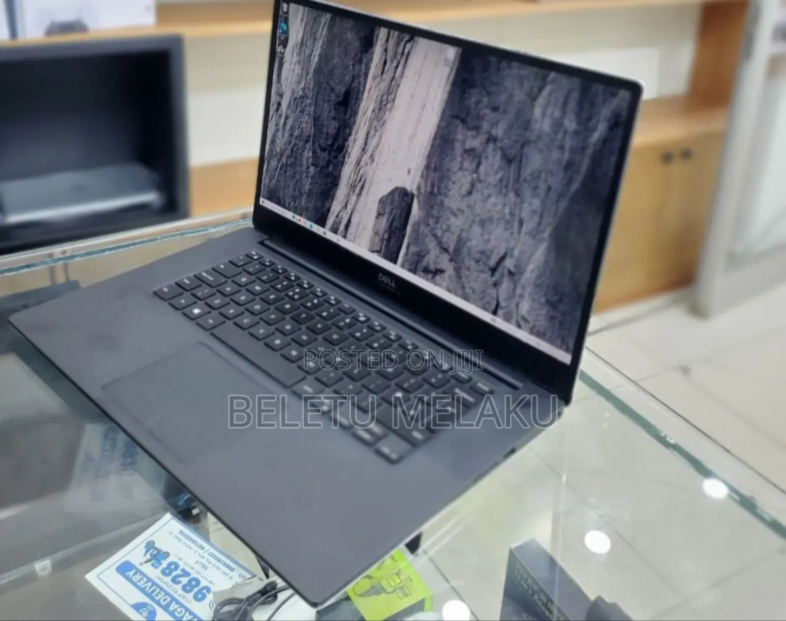 New Laptop Dell Precision 5540 32GB Intel Core I7 SSD 512GB