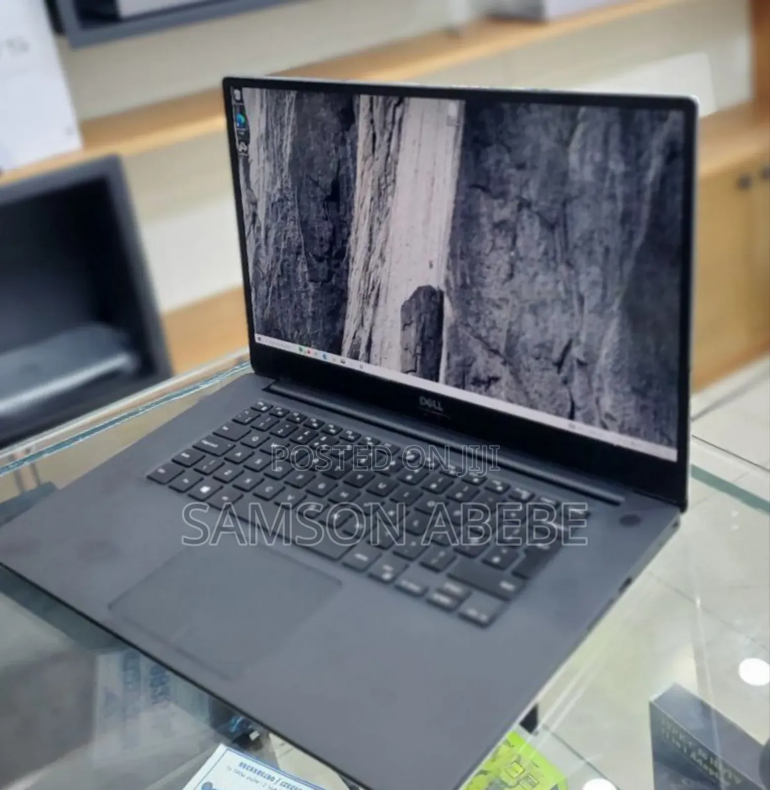 New Laptop Dell Precision 5540 16GB Intel Core I7 SSD 512GB