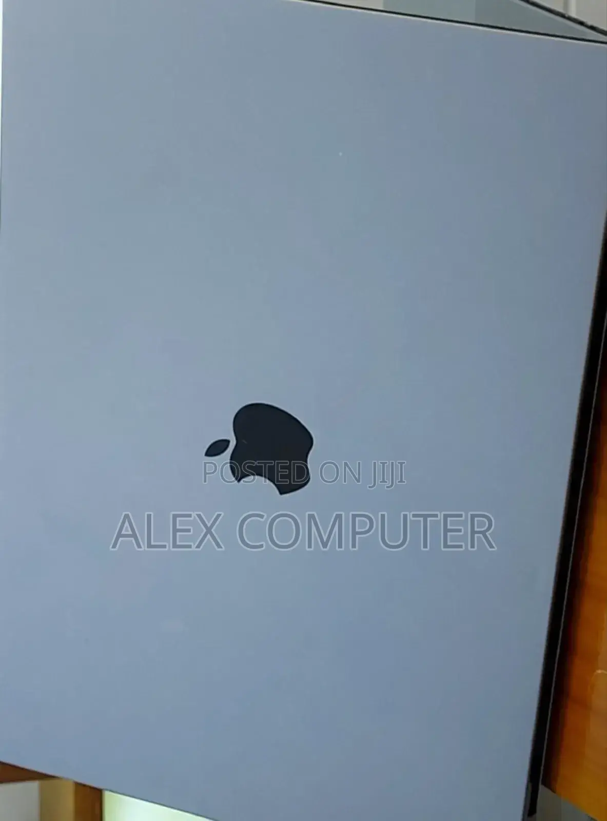 New Laptop Apple MacBook Pro M1 16GB Apple M1 Pro SSD 1T