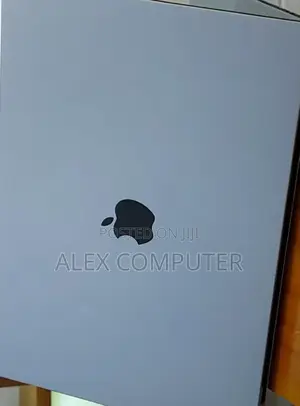 New Laptop Apple MacBook Pro M1 16GB Apple M1 Pro SSD 1T