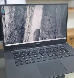 New Laptop Dell Precision 5540 32GB Intel Core I7 SSD 512GB