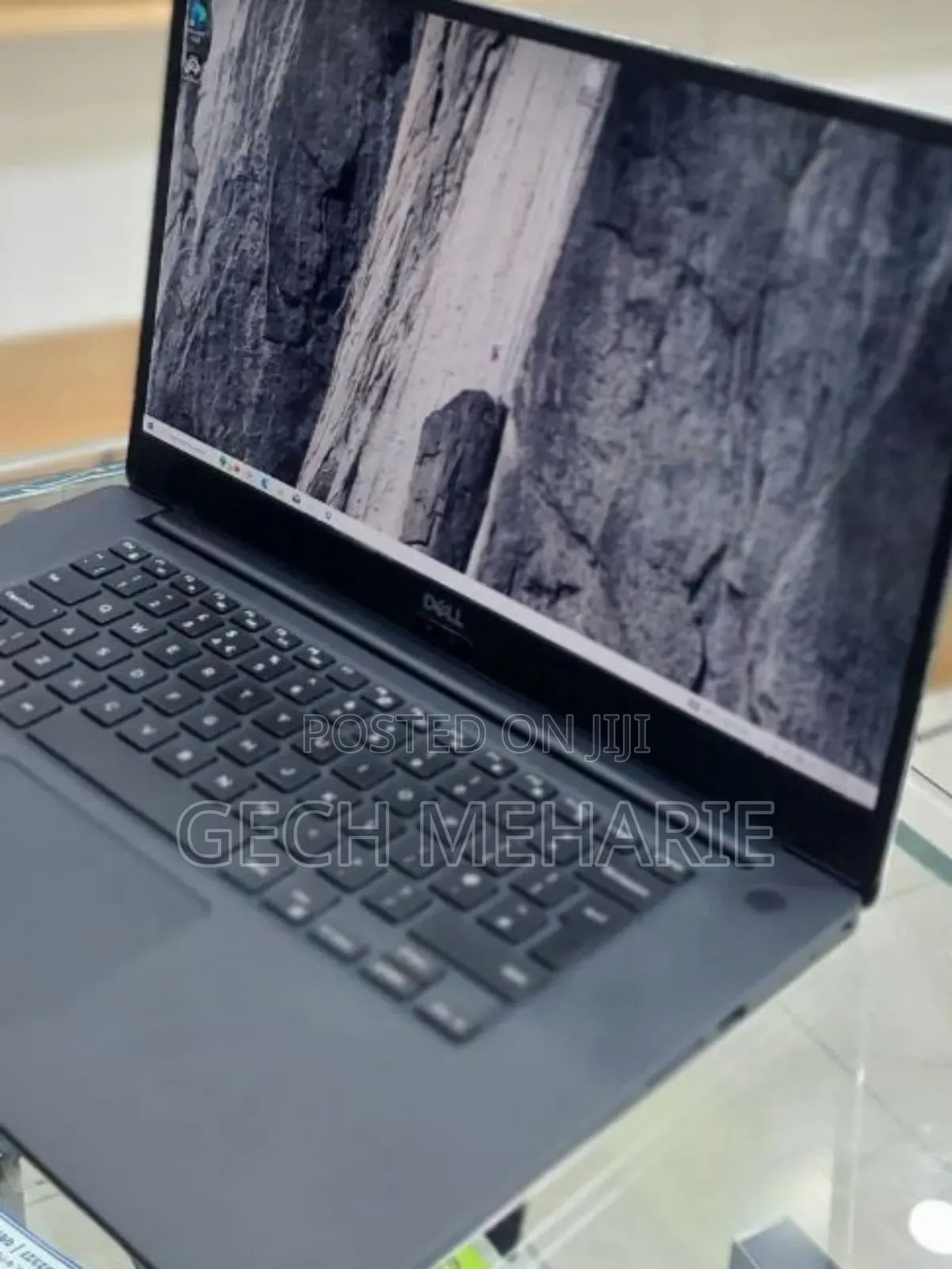 New Laptop Dell Precision 5540 32GB Intel Core i7 SSD 512GB