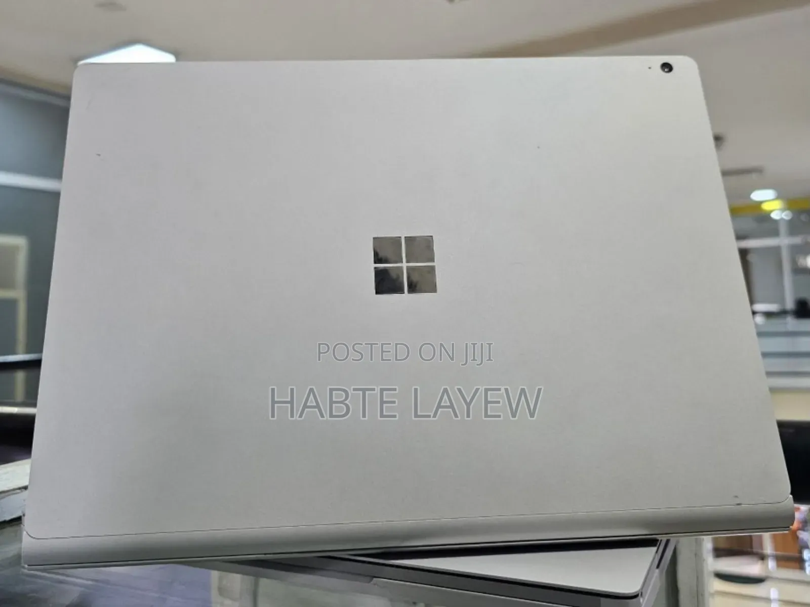 New Laptop Microsoft Surface 16GB Intel Core I7 SSD 256GB