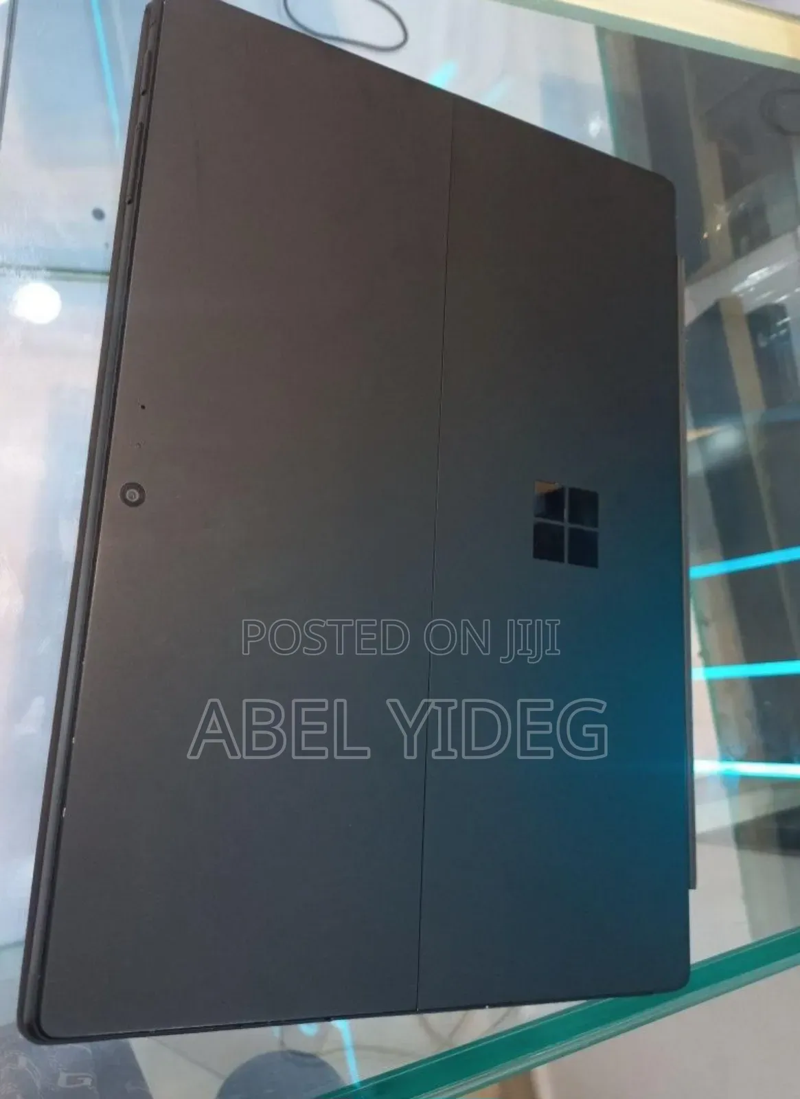 New Laptop Microsoft Surface 8GB Intel Core I5 SSD 256GB