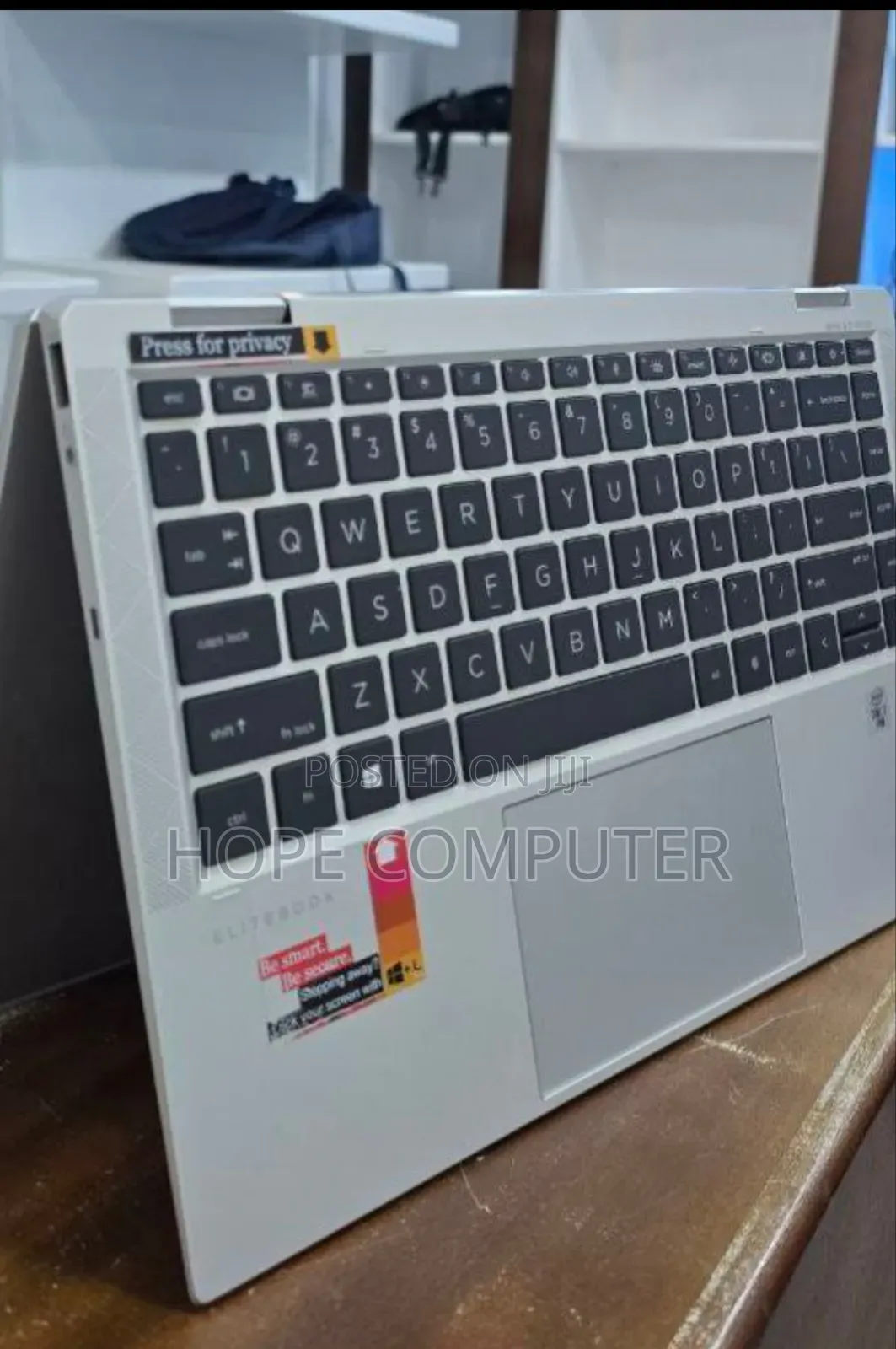 New Laptop HP EliteBook X360 1040 G7 16GB Intel Core I7 SSD 512GB