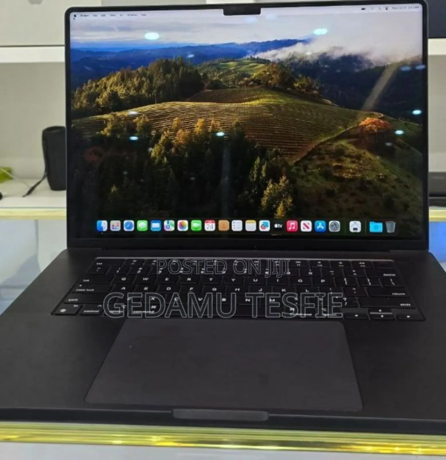 New Laptop Apple MacBook Pro 2023 M3 Max 16-Inch 32GB SSD 1T