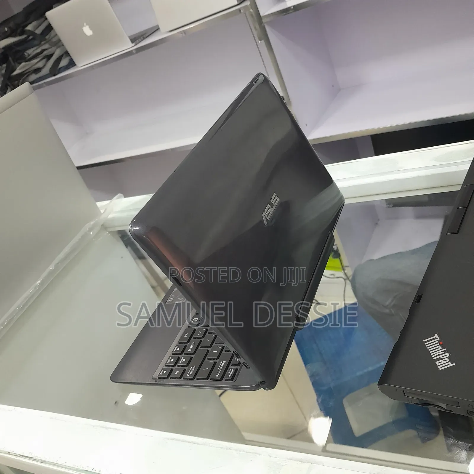 Laptop Asus 2GB Intel Atom SSD 60GB