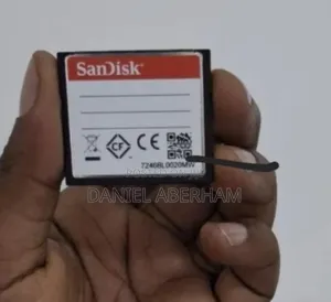 Photo - Compact Memory 64